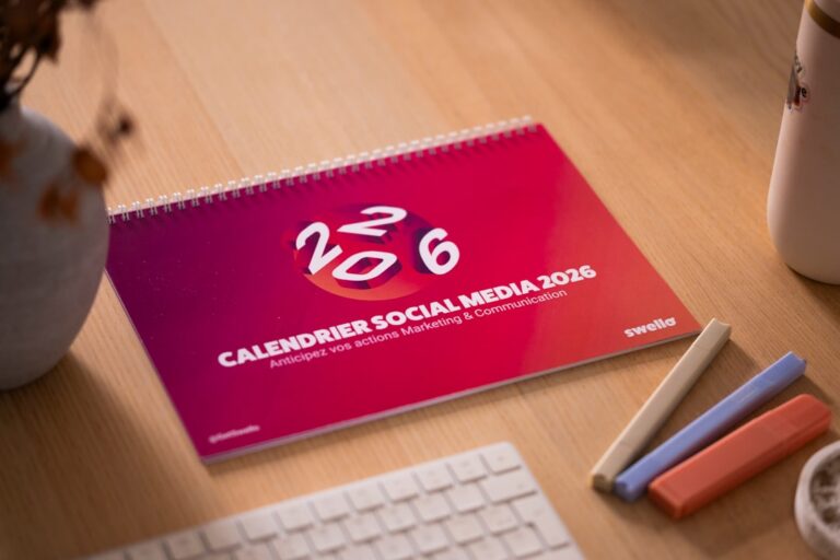 Calendrier social media 2016 desk calendar